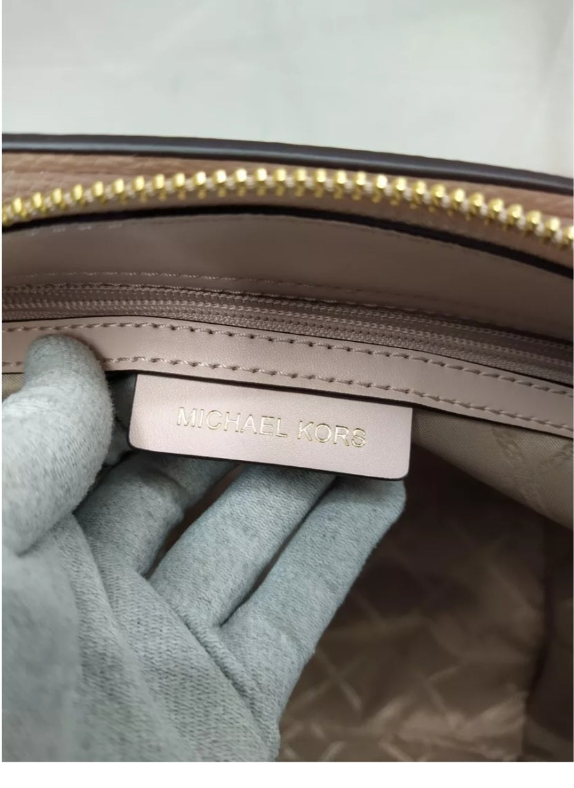 Authentic Michael Kors Holly Handbag