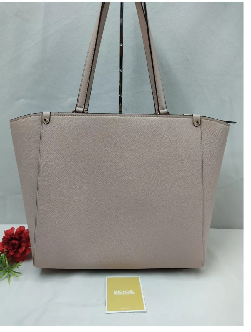 Authentic Michael Kors Holly Handbag