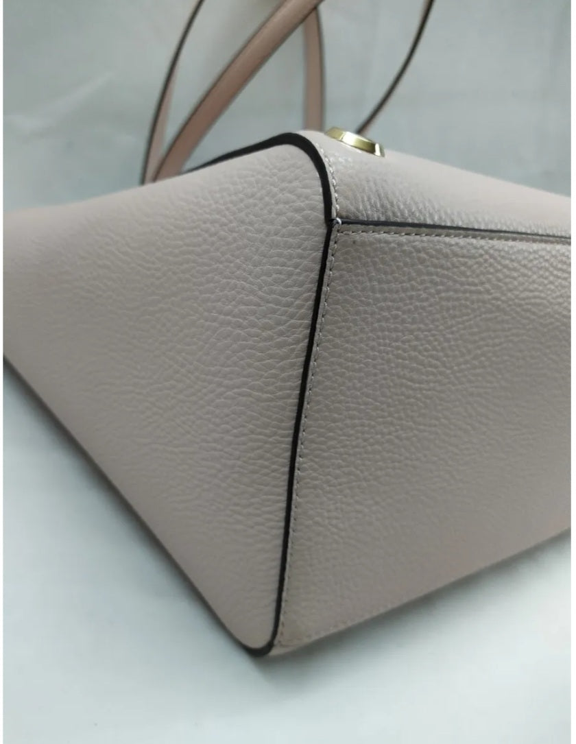 Authentic Michael Kors Holly Handbag
