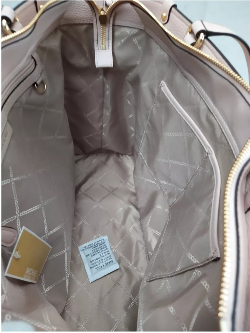 Authentic Michael Kors Holly Handbag