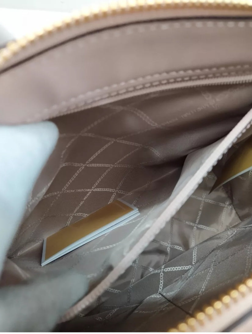 Authentic Michael Kors Holly Handbag